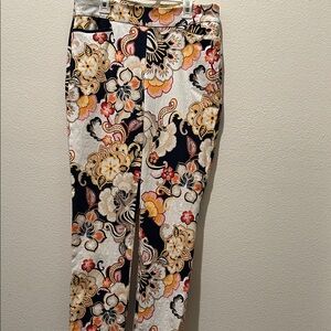 Chico’s Ankle Floral Print Pants w/Tummy Control